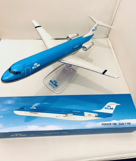 KLM Fokker 100 in 1:100
